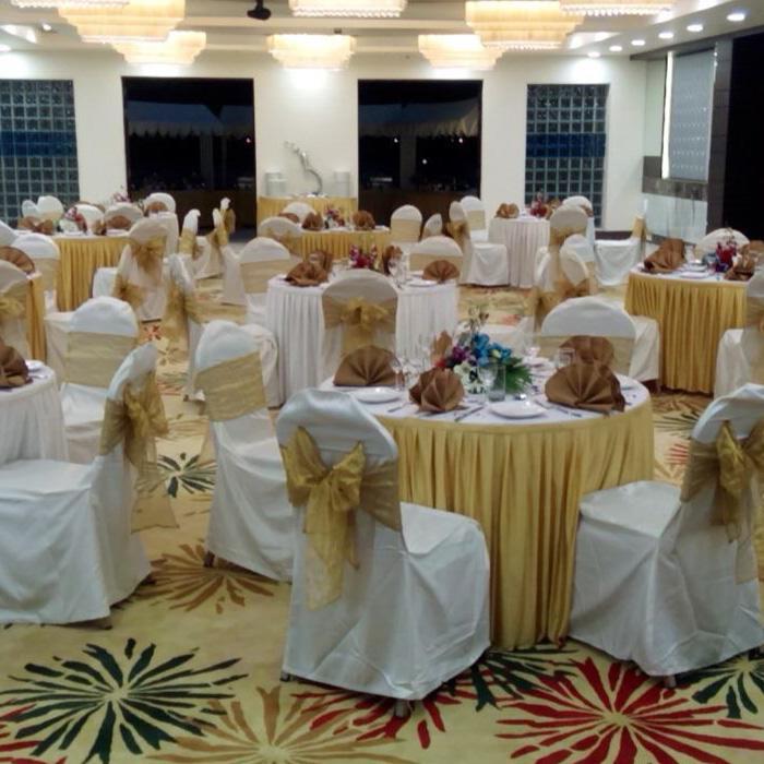 Club Emerald Мумбай Екстериор снимка